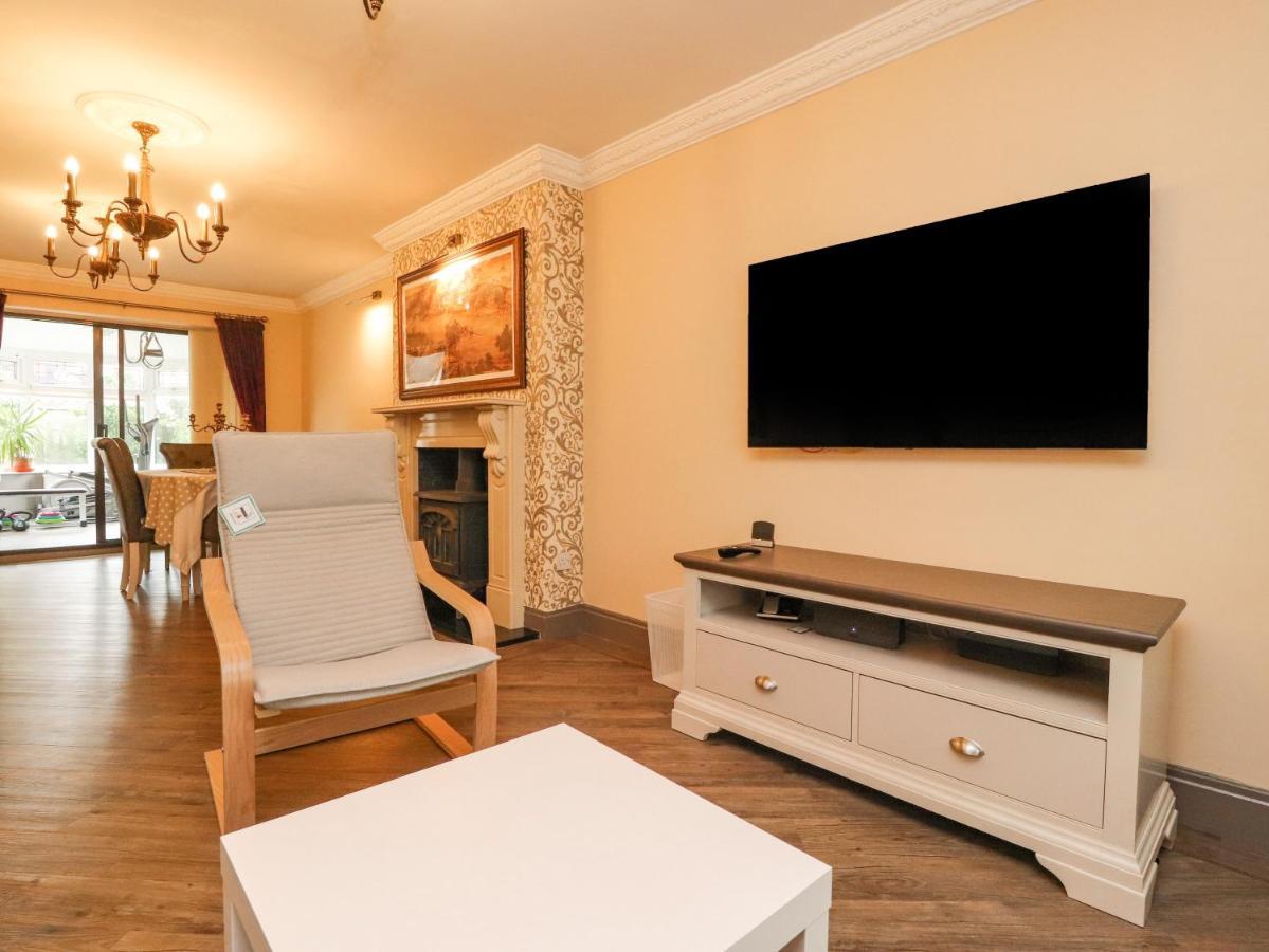 23 Wolsey Close Thornton  Extérieur photo